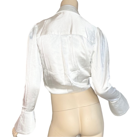 Fashion Nova Tie Front Top Off White Satin V Neck Crop Shirt Size Small - Picture 2 of 8
